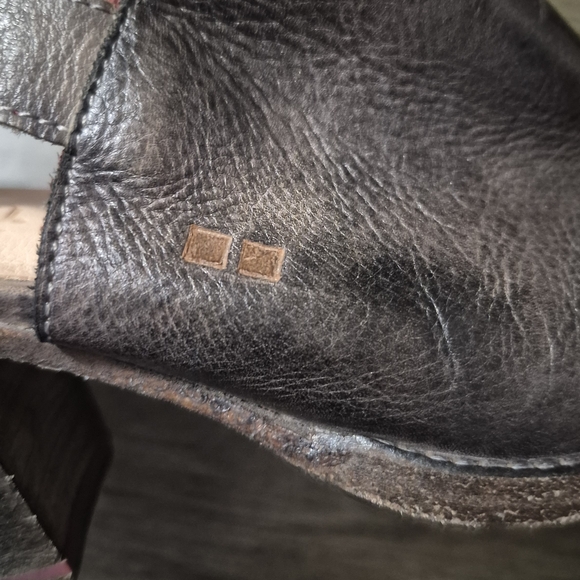 Dark Brown Distressed Leather Chunky Heel Sandle Size 8.5 - Picture 3 of 10